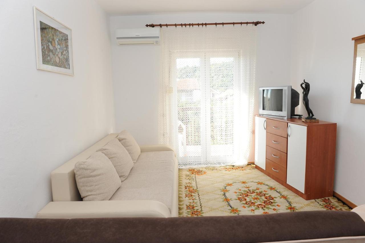 Apartment Podaca 15748C Buitenkant foto